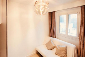 Fully equipped Studio in the heart of Paris - Area champs Elysées
